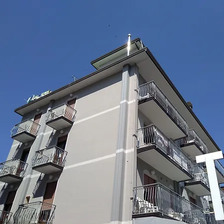 Aparthotel Madrid Lido di Jesolo